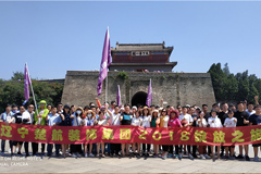 舔屄的最高境界淫水直流视频楚航装饰2018绽放之旅